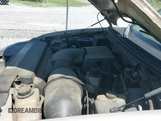 ✅ 1998 Ford Expedition XLT • VIN: 1FMRU17L8WLB82843 • Lot: 42176011. Listed on IAAI with 185,756 mi. Free auction sales archive from the USA and detailed vehicle history report at DreamBid. Image 12.