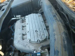 ✅ 2005 Saturn VUE • VIN: 5GZCZ53405S831295 • Lot: 41335294. Wystawiony na IAAI z przebiegiem 249 998 mil. Bezpłatny archiwum sprzedaży aukcyjnych z USA i szczegółowy raport historii pojazdu na DreamBid. Zdjęcie 17.