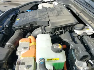 ✅ 2019 Hyundai Ioniq Blue • VIN: KMHC65LC2KU119660 • Lot: 41710680. Wystawiony na IAAI z przebiegiem 123 480 mil. Bezpłatny archiwum sprzedaży aukcyjnych z USA i szczegółowy raport historii pojazdu na DreamBid. Zdjęcie 19.