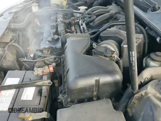 ✅ 2005 Lexus ES 350 • VIN: JTHBA30G455126763 • Lot: 43763370. Wystawiony na IAAI z przebiegiem 159 360 mil. Bezpłatny archiwum sprzedaży aukcyjnych z USA i szczegółowy raport historii pojazdu na DreamBid. Zdjęcie 13.