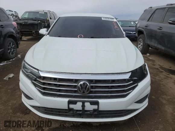 ✅ 2019 Volkswagen Jetta S • VIN: 3VWC57BU0KM080338 • Lot: 44890763. Wystawiony na Copart z przebiegiem 43 336 mil. Bezpłatny archiwum sprzedaży aukcyjnych z USA i szczegółowy raport historii pojazdu na DreamBid. Zdjęcie 5.