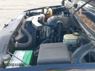 ✅ 2002 GMC Yukon SLT • VIN: 1GKEK13T02R235450 • Lot: 42661963. Wystawiony na IAAI z przebiegiem 174 421 mil. Bezpłatny archiwum sprzedaży aukcyjnych z USA i szczegółowy raport historii pojazdu na DreamBid. Zdjęcie 13.