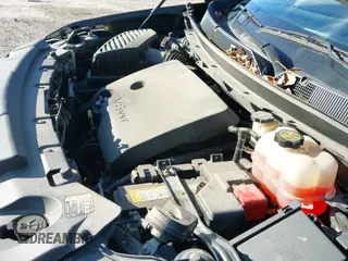 ✅ 2018 Chevrolet Traverse LT Cloth • VIN: 1GNEVGKW9JJ226820 • Lot: 43420297. Wystawiony na IAAI z przebiegiem 104 693 mil. Bezpłatny archiwum sprzedaży aukcyjnych z USA i szczegółowy raport historii pojazdu na DreamBid. Zdjęcie 19.