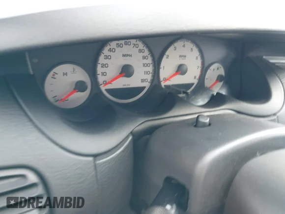 ✅ 2004 Dodge Neon SXT • VIN: 1B3ES56C84D560069 • Lot: 41988701. Wystawiony na IAAI z przebiegiem Nie podano. Bezpłatny archiwum sprzedaży aukcyjnych z USA i szczegółowy raport historii pojazdu na DreamBid. Zdjęcie 7.