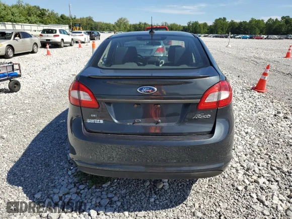 ✅ 2011 Ford Fiesta SE • VIN: 3FADP4BJ6BM153160 • Лот: 61519634. Опубликован ранее на Copart с пробегом 160 428 миль. Бесплатный доступ к архиву аукционных продаж из США и подробный отчёт об истории автомобиля на DreamBid. Изображение 6.