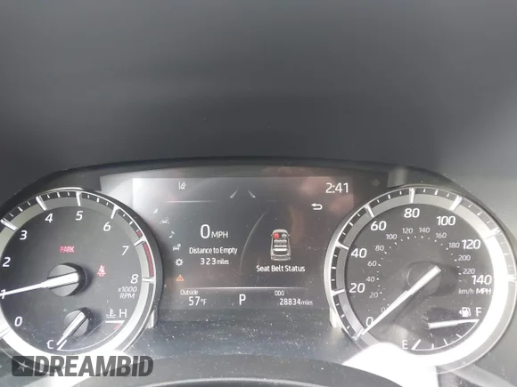 ✅ 2022 Toyota Highlander XLE • VIN: 5TDHZRBH8NS251854 • Lot: 44142355. Wystawiony na IAAI z przebiegiem 28 834 mil. Bezpłatny archiwum sprzedaży aukcyjnych z USA i szczegółowy raport historii pojazdu na DreamBid. Zdjęcie 7.