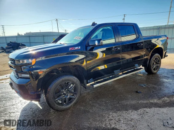 ✅ 2022 Chevrolet Silverado 1500 LT Trail Boss • VIN: 1GCPYFEL5NZ131991 • Lot: 98132505. Wystawiony na Copart z przebiegiem 81 651 mil. Bezpłatny archiwum sprzedaży aukcyjnych z USA i szczegółowy raport historii pojazdu na DreamBid. Zdjęcie 1.