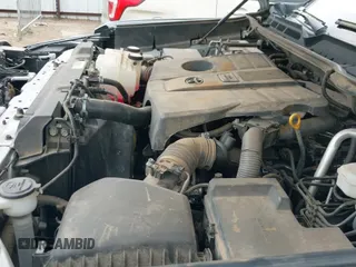 ✅ 2022 Toyota Tundra Platinum • VIN: 5TFNA5DBXNX001229 • Lot: 42617430. Wystawiony na IAAI z przebiegiem 71 516 mil. Bezpłatny archiwum sprzedaży aukcyjnych z USA i szczegółowy raport historii pojazdu na DreamBid. Zdjęcie 19.