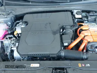 ✅ 2025 Hyundai Elantra Limited • VIN: KMHLN4DJ3SU133402 • Лот: 43040763. Опубликован ранее на IAAI с пробегом 1 677 миль. Бесплатный доступ к архиву аукционных продаж из США и подробный отчёт об истории автомобиля на DreamBid. Изображение 22.