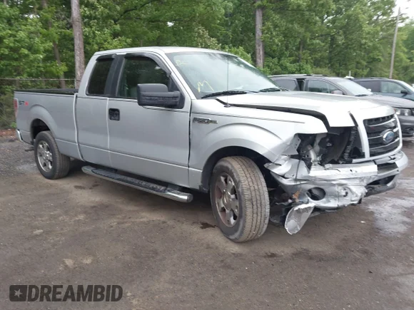✅ 2009 Ford F-150 STX • VIN: 1FTRX12W39KC73994 • Lot: 45030575. Wystawiony na IAAI z przebiegiem 128 886 mil. Bezpłatny archiwum sprzedaży aukcyjnych z USA i szczegółowy raport historii pojazdu na DreamBid. Zdjęcie 1.