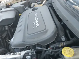 ✅ 2016 Jeep Cherokee Latitude • VIN: 1C4PJMCB3GW197446 • Лот: 42087393. Опубликован ранее на IAAI с пробегом 94 281 миль. Бесплатный доступ к архиву аукционных продаж из США и подробный отчёт об истории автомобиля на DreamBid. Изображение 19.