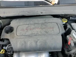 ✅ 2022 Jeep Compass Latitude Lux • VIN: 3C4NJDFB8NT219141 • Lot: 82273205. Wystawiony na Copart z przebiegiem 53 863 mil. Bezpłatny archiwum sprzedaży aukcyjnych z USA i szczegółowy raport historii pojazdu na DreamBid. Zdjęcie 15.