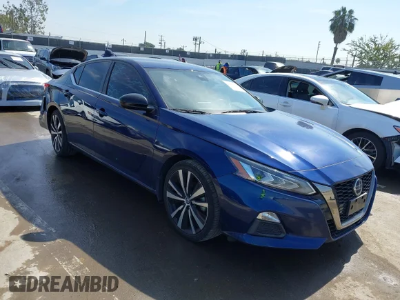 ✅ 2021 Nissan Altima SR • VIN: 1N4BL4CV5MN385231 • Лот: 44483868. Опубликован ранее на IAAI с пробегом 47 046 миль. Бесплатный доступ к архиву аукционных продаж из США и подробный отчёт об истории автомобиля на DreamBid. Изображение 1.