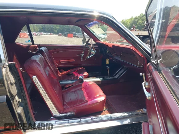 ✅ 1966 Ford Mustang • VIN: 6T07C41653 • Lot: 45541761. Wystawiony na IAAI z przebiegiem 93 072 mil. Bezpłatny archiwum sprzedaży aukcyjnych z USA i szczegółowy raport historii pojazdu na DreamBid. Zdjęcie 5.