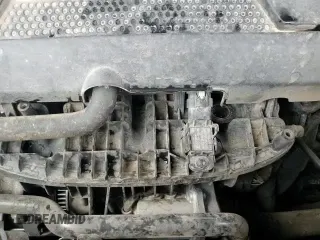 ✅ 2020 Volkswagen Atlas SE • VIN: 1V23C2CA4LC230758 • Lot: 60718765. Wystawiony na Copart z przebiegiem 64 716 mil. Bezpłatny archiwum sprzedaży aukcyjnych z USA i szczegółowy raport historii pojazdu na DreamBid. Zdjęcie 16.