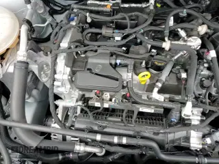 ✅ 2022 Ford Escape SEL • VIN: 1FMCU0H63NUB94643 • Lot: 86309895. Listed on Copart with 32,427 mi. Free auction sales archive from the USA and detailed vehicle history report at DreamBid. Image 16.