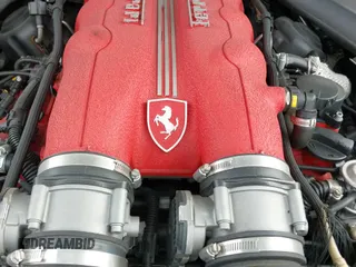 ✅ 2010 Ferrari California • VIN: ZFF65LJA2A0171436 • Lot: 43672395. Wystawiony na IAAI z przebiegiem 106 814 mil. Bezpłatny archiwum sprzedaży aukcyjnych z USA i szczegółowy raport historii pojazdu na DreamBid. Zdjęcie 18.