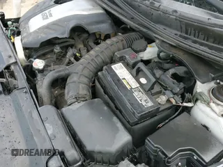 ✅ 2013 Hyundai Veloster Turbo • VIN: KMHTC6AE1DU103388 • Lot: 42668260. Wystawiony na IAAI z przebiegiem 163 930 mil. Bezpłatny archiwum sprzedaży aukcyjnych z USA i szczegółowy raport historii pojazdu na DreamBid. Zdjęcie 19.