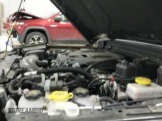 ✅ 2020 Jeep Wrangler Unlimited Sahara • VIN: 1C4HJXEN8LW293757 • Lot: 41435340. Listed on IAAI with 28,385 mi. Free auction sales archive from the USA and detailed vehicle history report at DreamBid. Image 19.