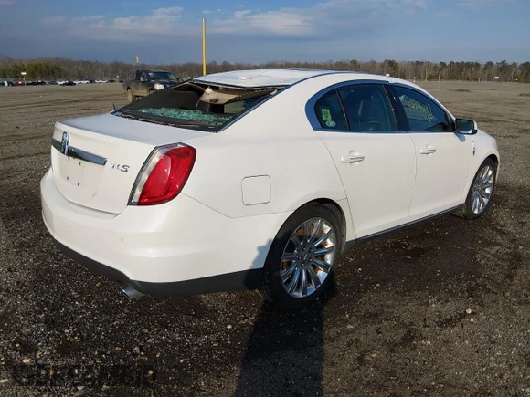 ✅ 2012 Lincoln MKS • VIN: 1LNHL9DR6CG807234 • Лот: 44435197. Опубліковано раніше на IAAI з пробігом 145 923 миль. Безкоштовний доступ до архіву аукціонних продажів зі США та докладний звіт про історію автомобіля на DreamBid. Зображення 4.