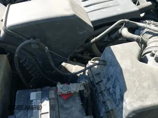 ✅ 2015 Toyota Highlander LE Plus • VIN: 5TDZKRFH4FS058248 • Lot: 43700334. Listed on IAAI with 166,769 mi. Free auction sales archive from the USA and detailed vehicle history report at DreamBid. Image 18.