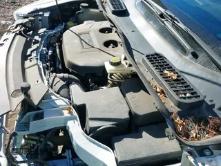 ✅ 2017 Ford Escape SE • VIN: 1FMCU9G93HUE86250 • Lot: 41196732. Wystawiony na IAAI z przebiegiem 113 335 mil. Bezpłatny archiwum sprzedaży aukcyjnych z USA i szczegółowy raport historii pojazdu na DreamBid. Zdjęcie 20.