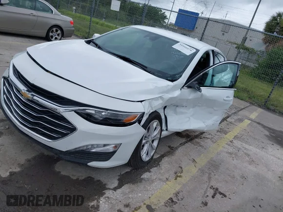 ✅ 2023 Chevrolet Malibu LT • VIN: 1G1ZD5ST6PF192282 • Lot: 39594976. Wystawiony na IAAI z przebiegiem 34 521 mil. Bezpłatny archiwum sprzedaży aukcyjnych z USA i szczegółowy raport historii pojazdu na DreamBid. Zdjęcie 2.