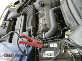 ✅ 2004 Volvo S40 • VIN: YV1MS682442019496 • Lot: 42697912. Listed on IAAI with 123,146 mi. Free auction sales archive from the USA and detailed vehicle history report at DreamBid. Image 19.