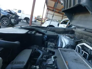 ✅ 2019 Subaru Ascent Premium • VIN: 4S4WMABD7K3452268 • Lot: 43573318. Wystawiony na IAAI z przebiegiem 78 079 mil. Bezpłatny archiwum sprzedaży aukcyjnych z USA i szczegółowy raport historii pojazdu na DreamBid. Zdjęcie 19.