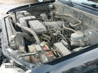 ✅ 2006 Toyota Tundra SR5 • VIN: 5TBDT44146S523118 • Lot: 40316963. Listed on IAAI with 314,383 mi. Free auction sales archive from the USA and detailed vehicle history report at DreamBid. Image 23.