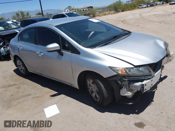 ✅ 2015 Honda Civic LX • VIN: 2HGFB2F54FH553470 • Lot: 45444616. Wystawiony na IAAI z przebiegiem 136 144 mil. Bezpłatny archiwum sprzedaży aukcyjnych z USA i szczegółowy raport historii pojazdu na DreamBid. Zdjęcie 1.