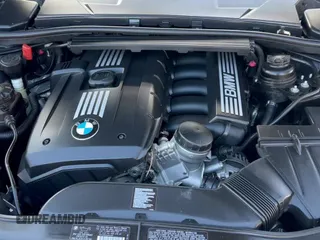 ✅ 2012 BMW 3 Series 328i • VIN: WBADW7C54CE730773 • Lot: 84995635. Wystawiony na Copart z przebiegiem 117 055 mil. Bezpłatny archiwum sprzedaży aukcyjnych z USA i szczegółowy raport historii pojazdu na DreamBid. Zdjęcie 11.