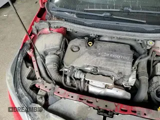 2018 Chevrolet Cruze LT z VIN 1G1BE5SM6J7130373, wystawiony jako Copart lot #70095855 z przebiegiem 135 592 mil mil oraz Szkoda całkowita • Salvage title. Historia ofert i sprzedaży dostępna na DreamBid. Obrazek 13.