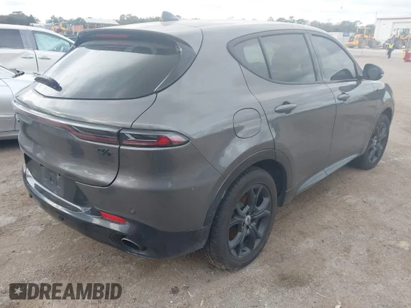 ✅ 2024 Dodge Hornet R/T • VIN: ZACPDFCW0R3A18647 • Лот: 44160115. Опубліковано раніше на IAAI з пробігом 153 625 миль. Безкоштовний доступ до архіву аукціонних продажів зі США та докладний звіт про історію автомобіля на DreamBid. Зображення 4.