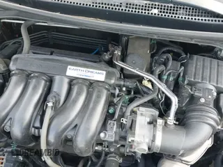 ✅ 2016 Honda Fit EX-L • VIN: 3HGGK5H95GM705524 • Лот: 41239932. Опубликован ранее на IAAI с пробегом 94 803 миль. Бесплатный доступ к архиву аукционных продаж из США и подробный отчёт об истории автомобиля на DreamBid. Изображение 19.