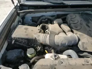 ✅ 2022 Toyota 4Runner SR5 • VIN: JTEEU5JR0N5252650 • Lot: 68821205. Wystawiony na Copart z przebiegiem 41 571 mil. Bezpłatny archiwum sprzedaży aukcyjnych z USA i szczegółowy raport historii pojazdu na DreamBid. Zdjęcie 14.