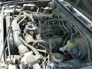 ✅ 1992 Toyota Pickup DLX • VIN: JT4RN93P1N5055136 • Lot: 43072370. Listed on IAAI with 160,453 mi. Free auction sales archive from the USA and detailed vehicle history report at DreamBid. Image 12.