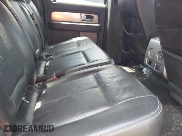 ✅ 2013 Ford F-150 XL • VIN: 1FTFW1CTXDFD93657 • Lot: 42200120. Wystawiony na IAAI z przebiegiem 242 482 mil. Bezpłatny archiwum sprzedaży aukcyjnych z USA i szczegółowy raport historii pojazdu na DreamBid. Zdjęcie 8.