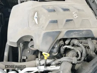 ✅ 2017 Genesis G80 3.8L • VIN: KMHGN4JE5HU172266 • Lot: 43287998. Wystawiony na IAAI z przebiegiem 119 826 mil. Bezpłatny archiwum sprzedaży aukcyjnych z USA i szczegółowy raport historii pojazdu na DreamBid. Zdjęcie 19.