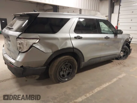 ✅ 2023 Ford Police Interceptor Utility • VIN: 1FM5K8AB3PGA35241 • Лот: 41505013. Опубликован ранее на IAAI с пробегом 13 136 миль. Бесплатный доступ к архиву аукционных продаж из США и подробный отчёт об истории автомобиля на DreamBid. Изображение 4.