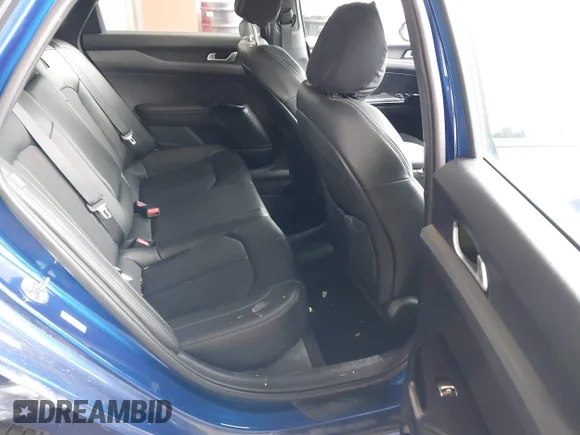 ✅ 2023 Kia K5 GT-Line • VIN: 5XXG64J21PG211527 • Lot: 41800135. Wystawiony na IAAI z przebiegiem 22 417 mil. Bezpłatny archiwum sprzedaży aukcyjnych z USA i szczegółowy raport historii pojazdu na DreamBid. Zdjęcie 8.