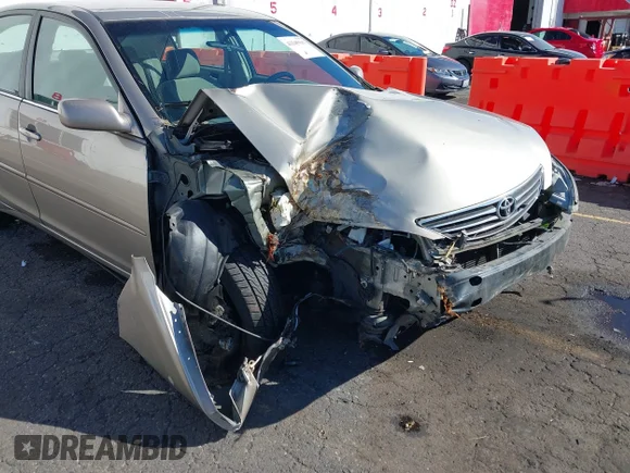✅ 2006 Toyota Camry STD • VIN: 4T1BE32K06U150939 • Lot: 43345943. Wystawiony na IAAI z przebiegiem 188 608 mil. Bezpłatny archiwum sprzedaży aukcyjnych z USA i szczegółowy raport historii pojazdu na DreamBid. Zdjęcie 6.
