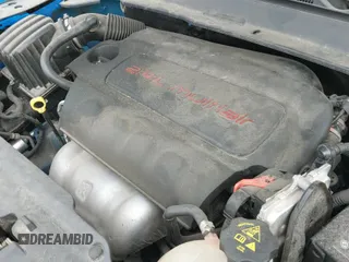 ✅ 2019 Jeep Compass Limited • VIN: 3C4NJDCBXKT647860 • Lot: 42165719. Listed on IAAI with 82,860 mi. Free auction sales archive from the USA and detailed vehicle history report at DreamBid. Image 19.