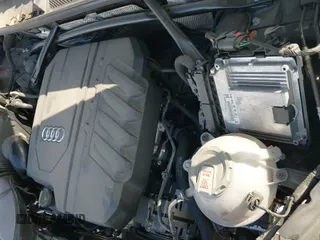 ✅ 2023 Audi Q5 Premium Plus • VIN: WA1BBAFY4P2112508 • Lot: 40892423. Listed on IAAI with 24,492 mi. Free auction sales archive from the USA and detailed vehicle history report at DreamBid. Image 25.