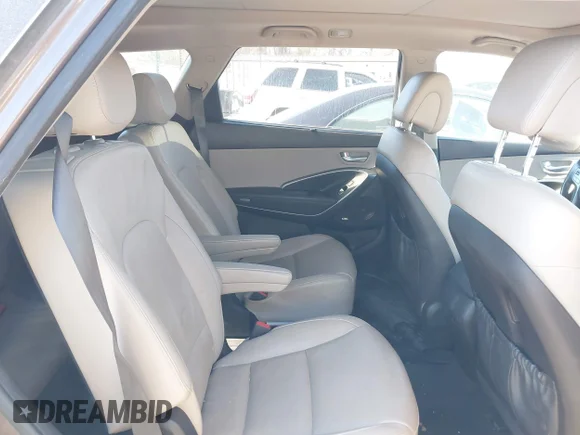 ✅ 2015 Hyundai Santa Fe Limited • VIN: KM8SR4HF5FU122574 • Lot: 41633822. Wystawiony na IAAI z przebiegiem 106 717 mil. Bezpłatny archiwum sprzedaży aukcyjnych z USA i szczegółowy raport historii pojazdu na DreamBid. Zdjęcie 8.