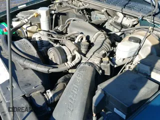 ✅ 1998 GMC Sonoma SLS • VIN: 1GTCS19X7W8527833 • Lot: 41427791. Listed on IAAI with 232,462 mi. Free auction sales archive from the USA and detailed vehicle history report at DreamBid. Image 19.