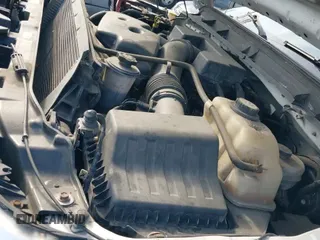 ✅ 2011 Ford F-250 XL • VIN: 1FTBF2B62BEC37454 • Lot: 43667576. Listed on IAAI with 283,813 mi. Free auction sales archive from the USA and detailed vehicle history report at DreamBid. Image 19.