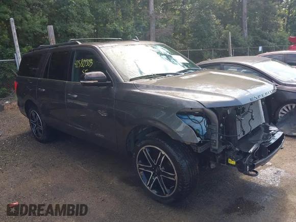 ✅ 2020 Ford Expedition Max Limited • VIN: 1FMJK2AT1LEA17461 • Лот: 42580503. Опубликован ранее на IAAI с пробегом 127 758 миль. Бесплатный доступ к архиву аукционных продаж из США и подробный отчёт об истории автомобиля на DreamBid. Изображение 1.