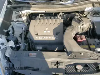 ✅ 2017 Mitsubishi Outlander GT • VIN: JA4JZ4AX5HZ036992 • Lot: 94148255. Listed on Copart with 64,576 mi. Free auction sales archive from the USA and detailed vehicle history report at DreamBid. Image 14.