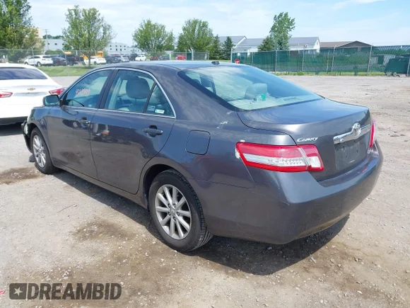 ✅ 2011 Toyota Camry LE • VIN: 4T4BF3EK6BR211221 • Lot: 45343649. Wystawiony na IAAI z przebiegiem 129 631 mil. Bezpłatny archiwum sprzedaży aukcyjnych z USA i szczegółowy raport historii pojazdu na DreamBid. Zdjęcie 3.